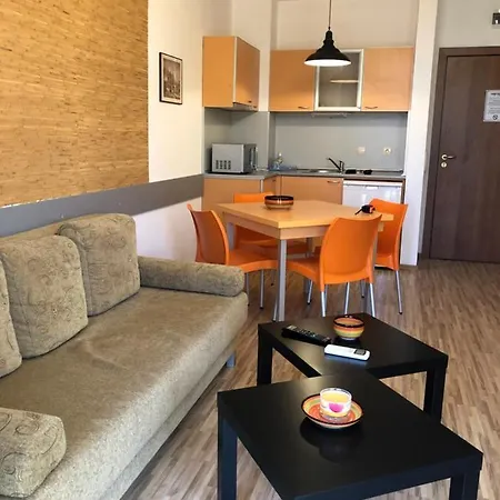 Fantasy 15 комплекс фантазия, Apartament Hisarea
